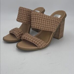 DV by Dolce Vita Woven Tan Block Heel Sandals 6
